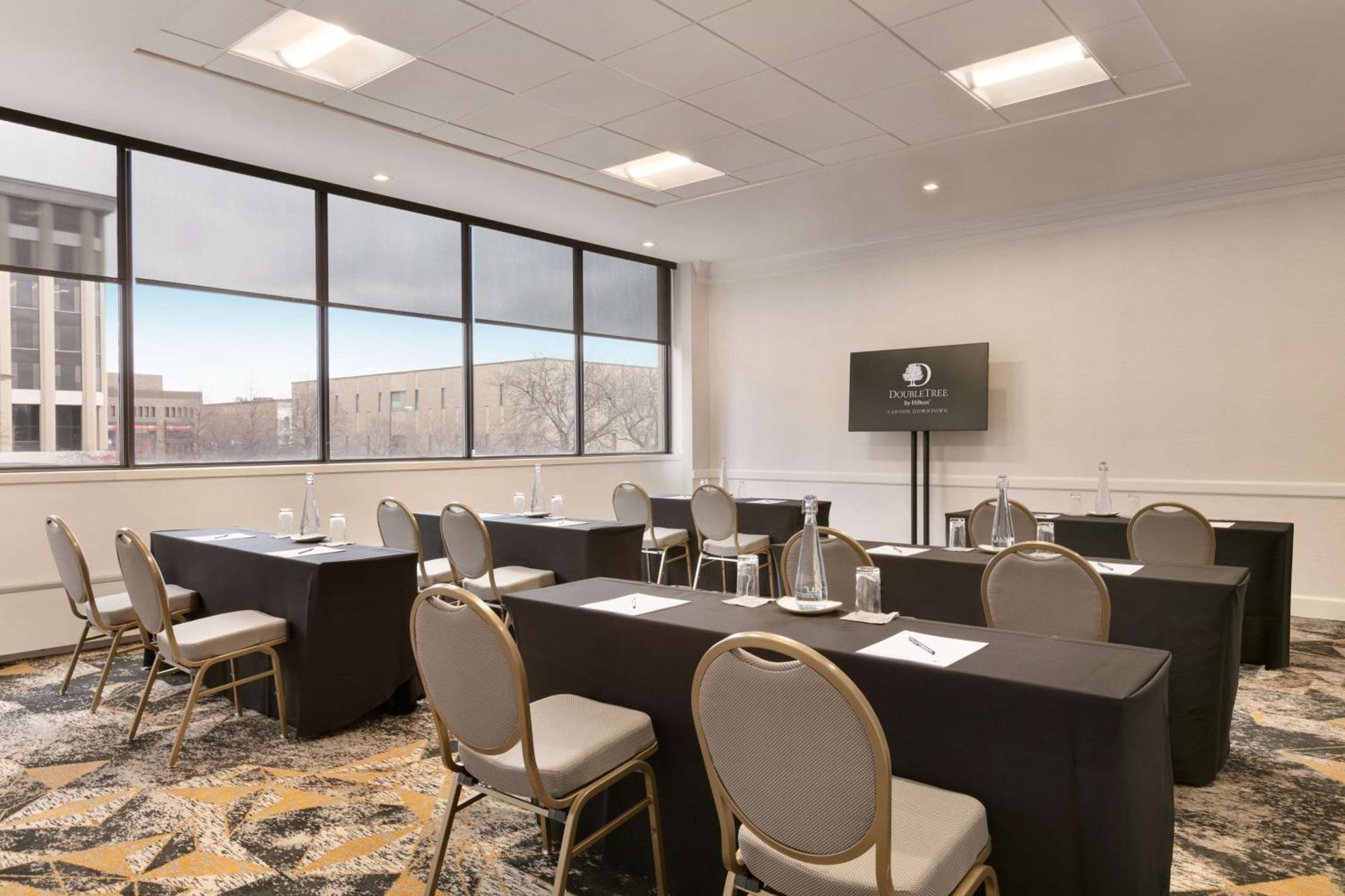 Doubletree By Hilton Canton Downtown Luaran gambar