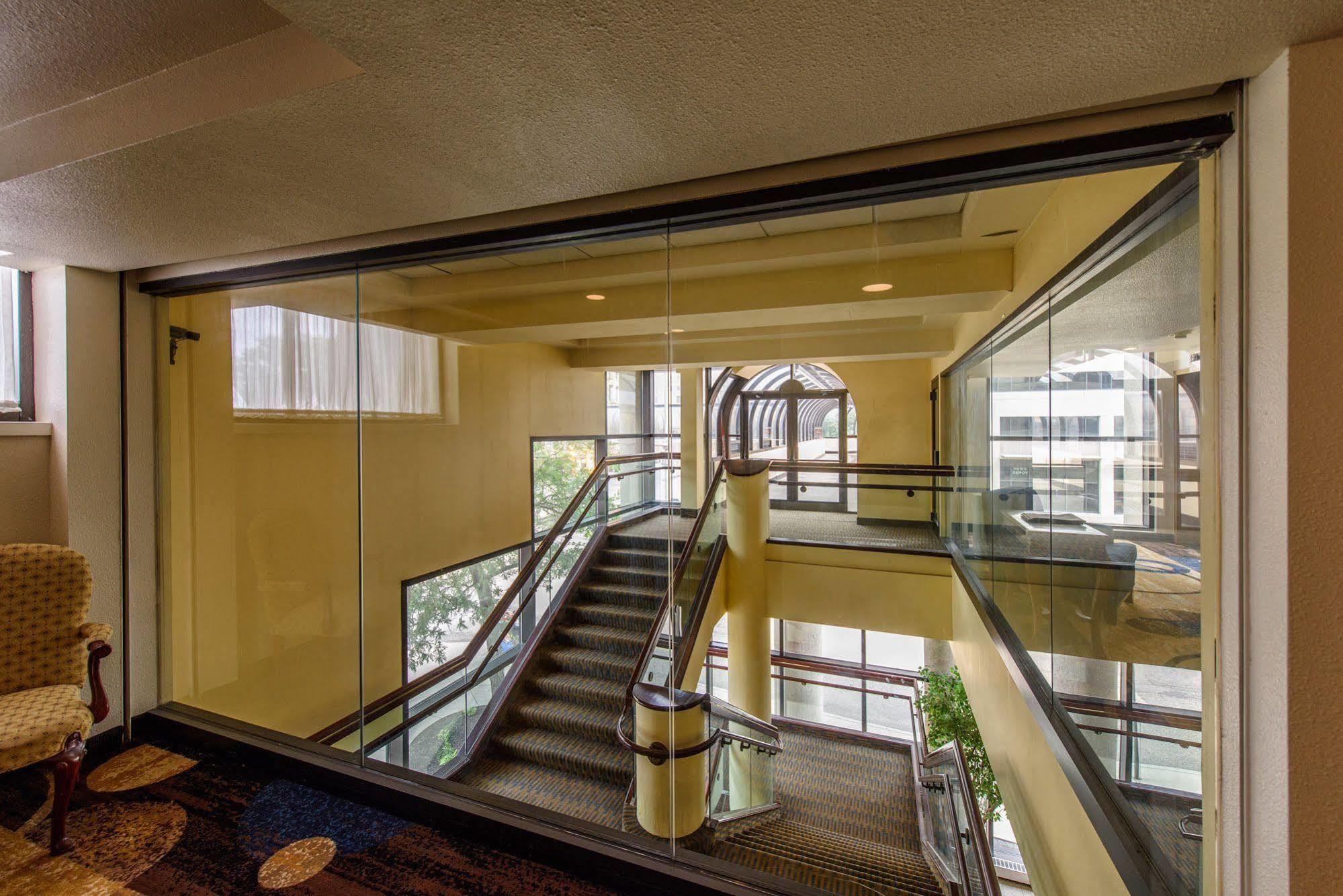 Doubletree By Hilton Canton Downtown Luaran gambar