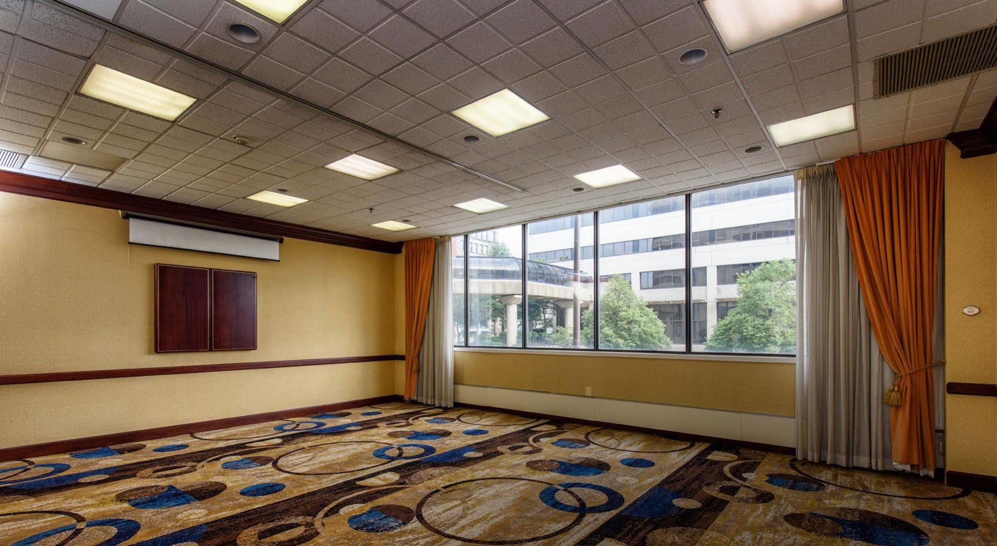 Doubletree By Hilton Canton Downtown Luaran gambar